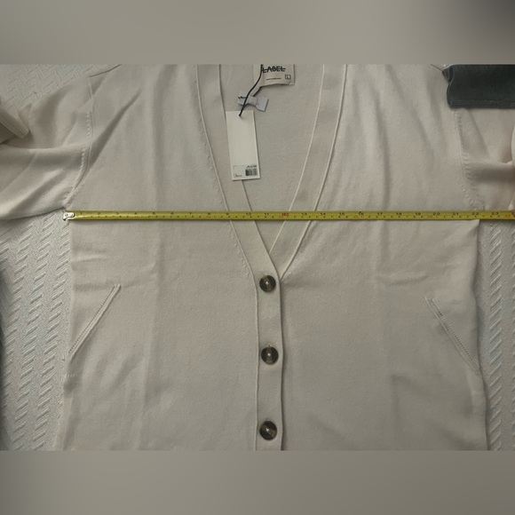 Label Go-To Cardi - Picture 5 of 10